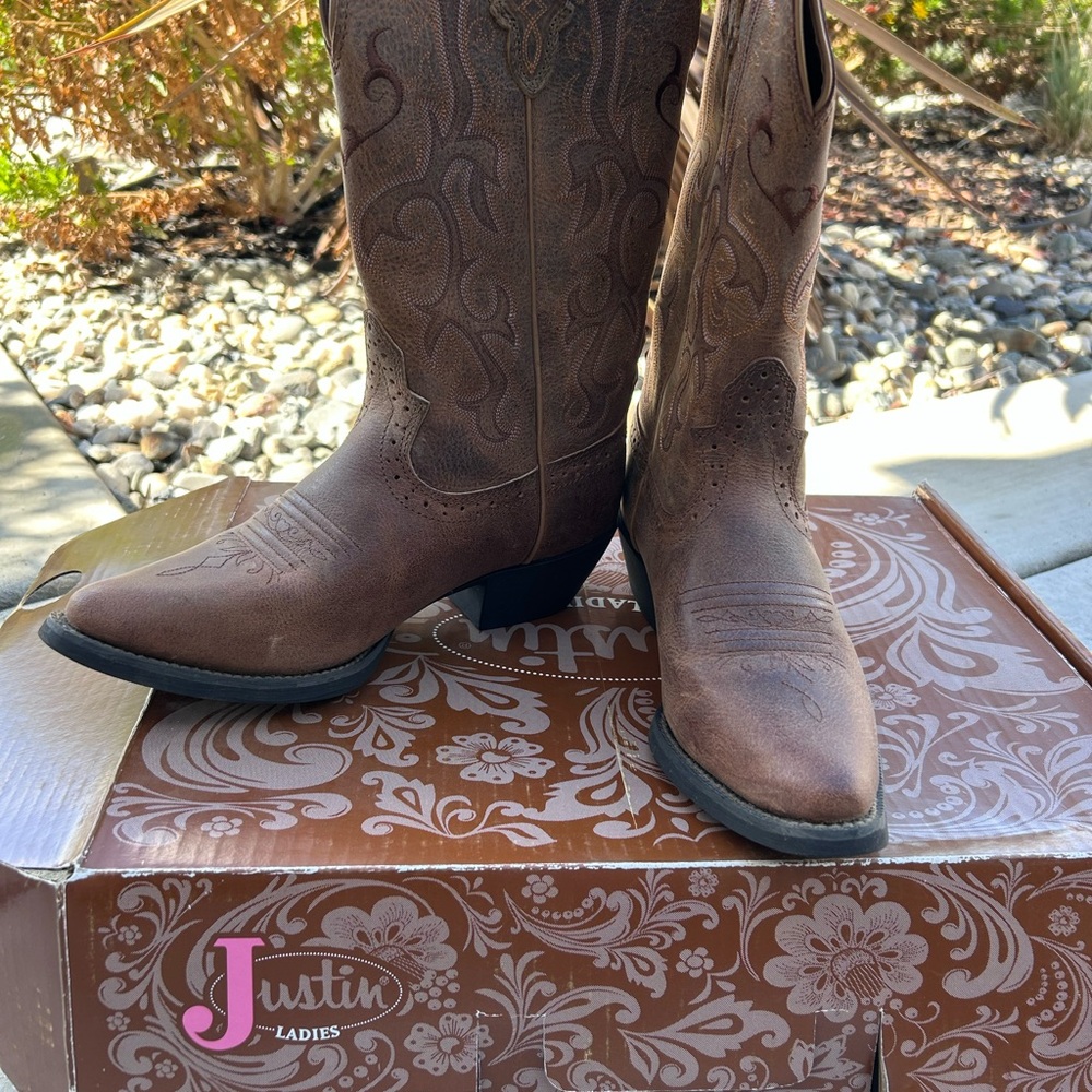 Puma Women's Brown Boots